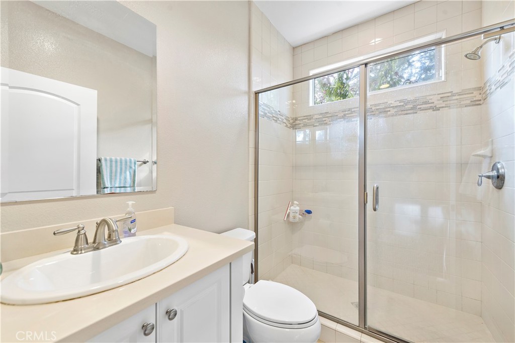108 Fairgrove Property Photo 26