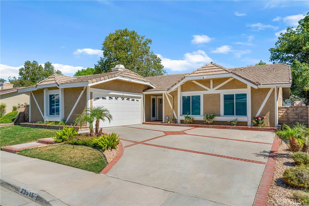 23515 Estrella Property Photo 1