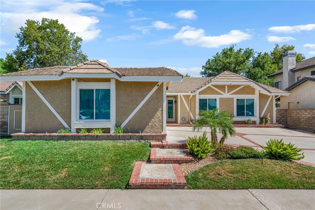 23515 Estrella Property Photo 2