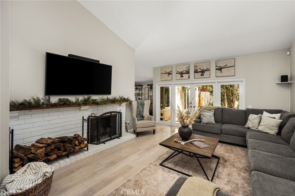 22572 Charwood Circle Property Photo 8