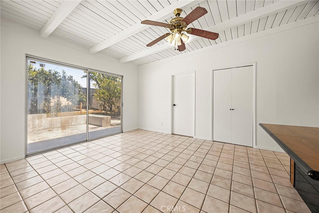 1432 S Kenmore Property Photo 11