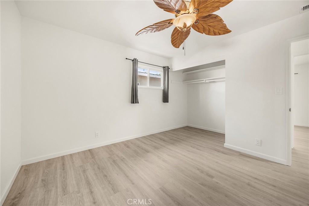1432 S Kenmore Property Photo 16
