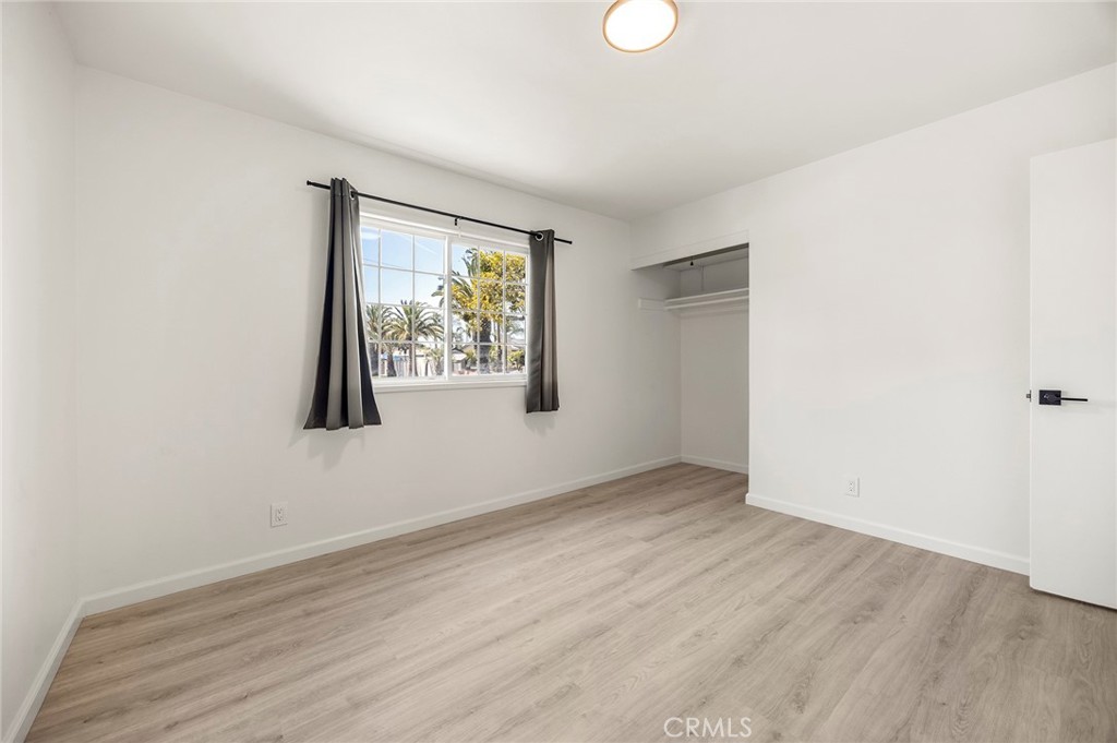 1432 S Kenmore Property Photo 18