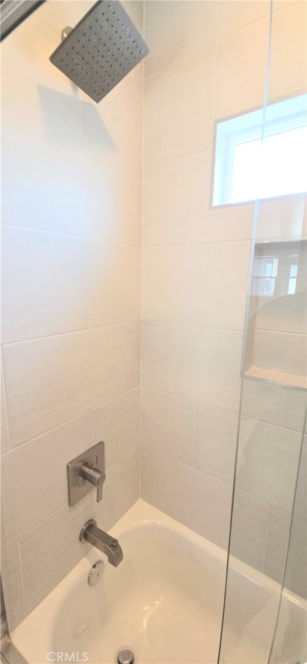 10824 Long Beach Blvd Property Photo 7