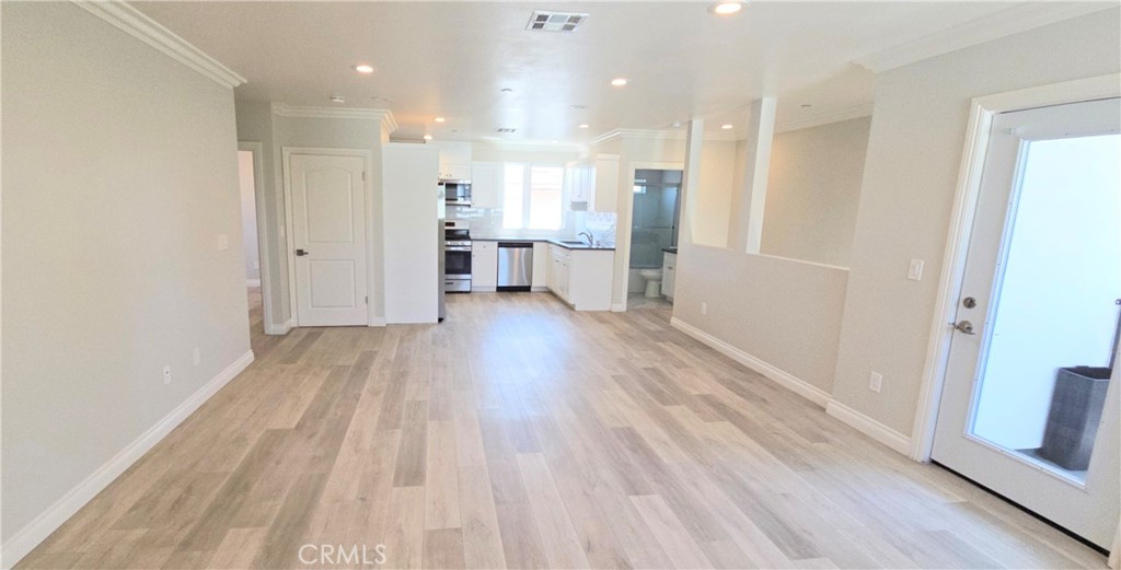 10824 Long Beach Blvd Property Photo 22