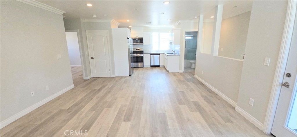 10824 Long Beach Blvd Property Photo 23