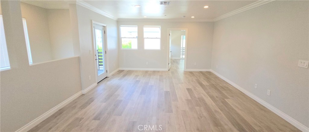 10824 Long Beach Blvd Property Photo 24