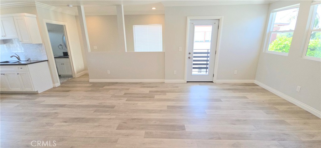 10824 Long Beach Blvd Property Photo 26