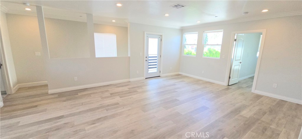 10824 Long Beach Blvd Property Photo 26