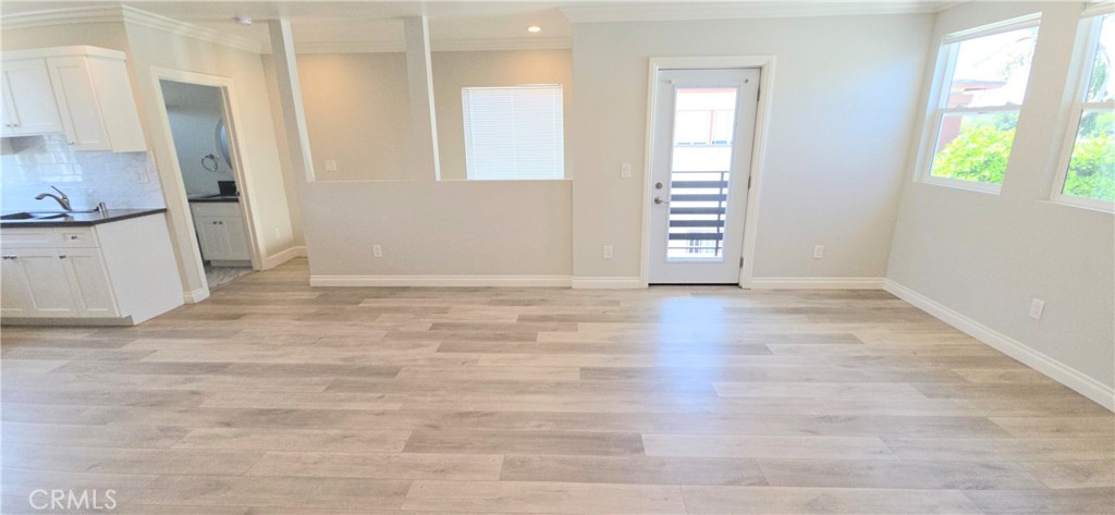 10824 Long Beach Blvd Property Photo 27