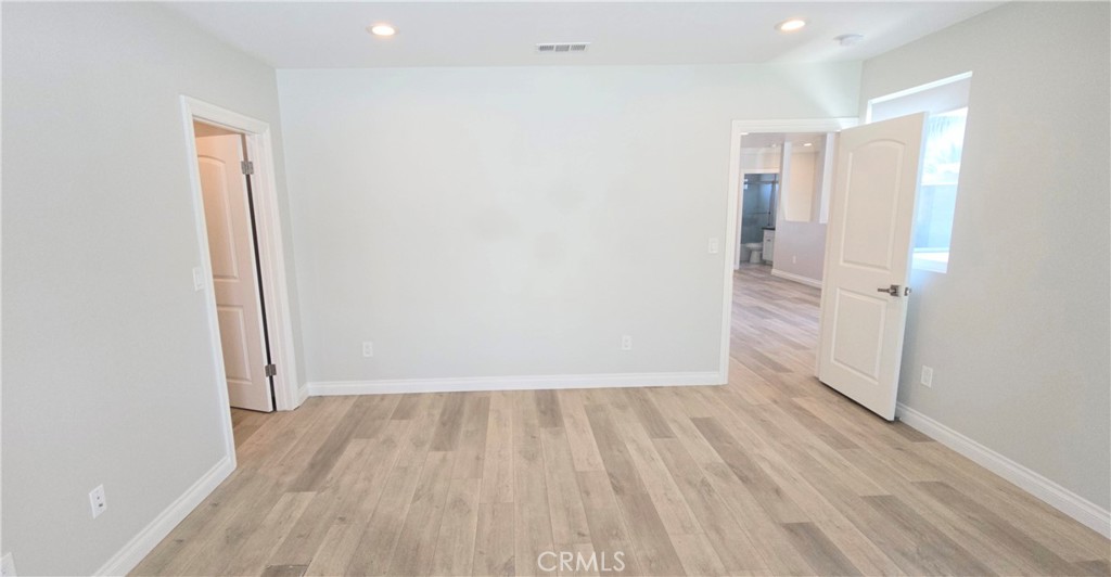 10824 Long Beach Blvd Property Photo 30