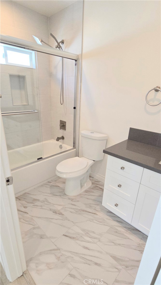 10824 Long Beach Blvd Property Photo 34