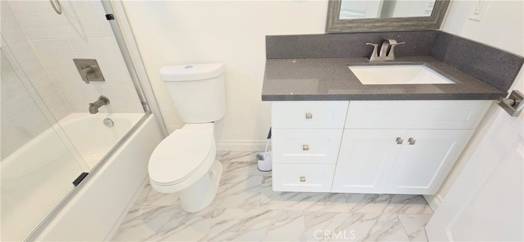 10824 Long Beach Blvd Property Photo 35