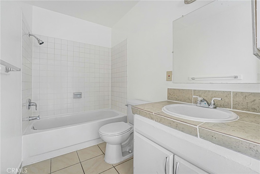 2505 Hancock Property Photo 10