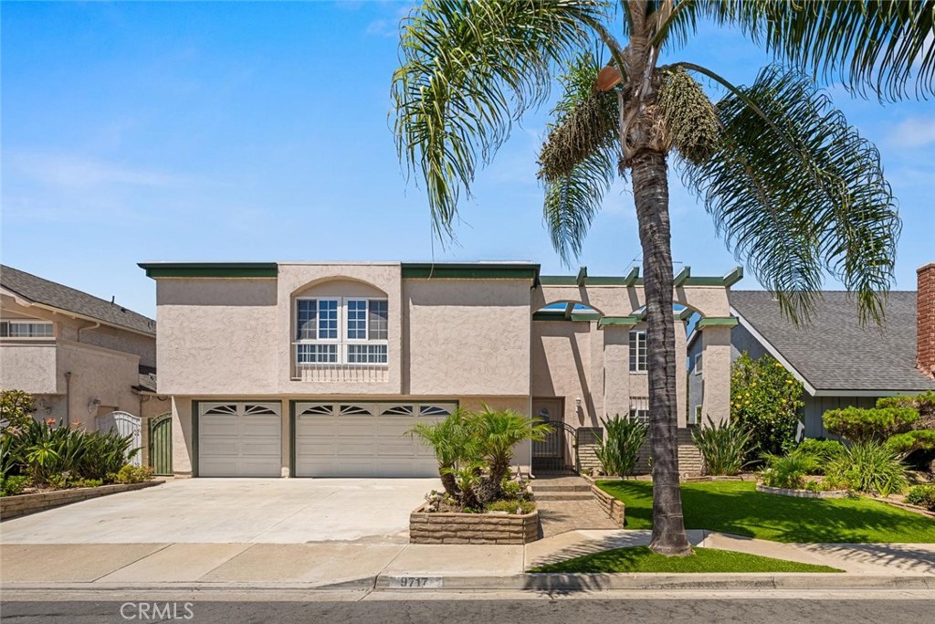 9717 Avenida Monterey Property Photo 2