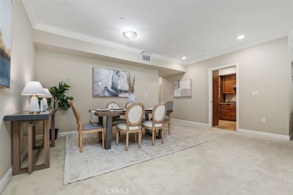 11863 Darlington 205 Property Photo 17