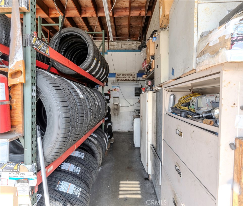 9611 Garden Grove Property Photo 18