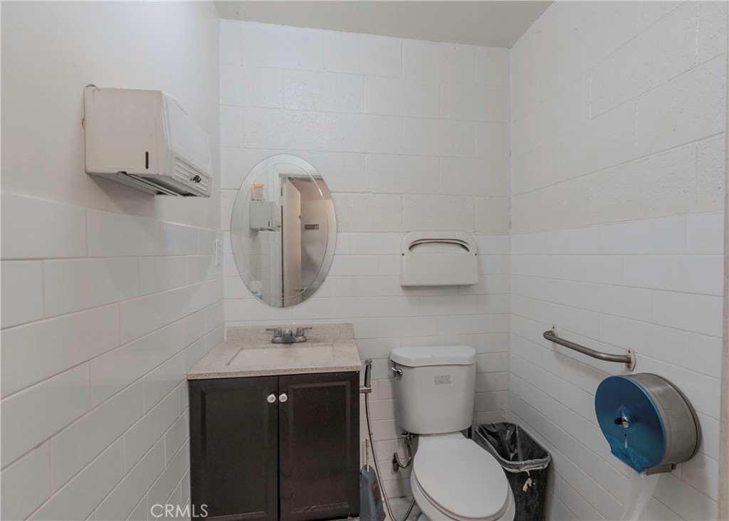 9611 Garden Grove Property Photo 20