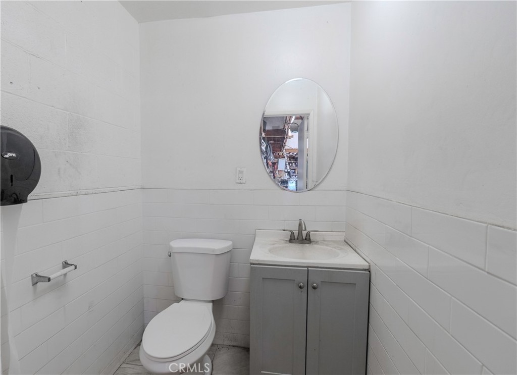 9611 Garden Grove Property Photo 21