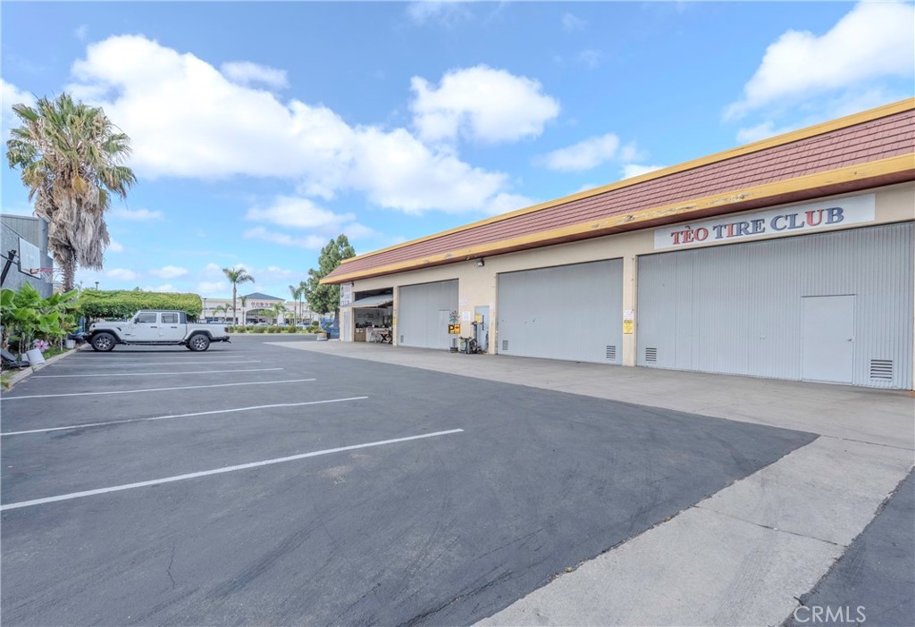 9611 Garden Grove Property Photo 22