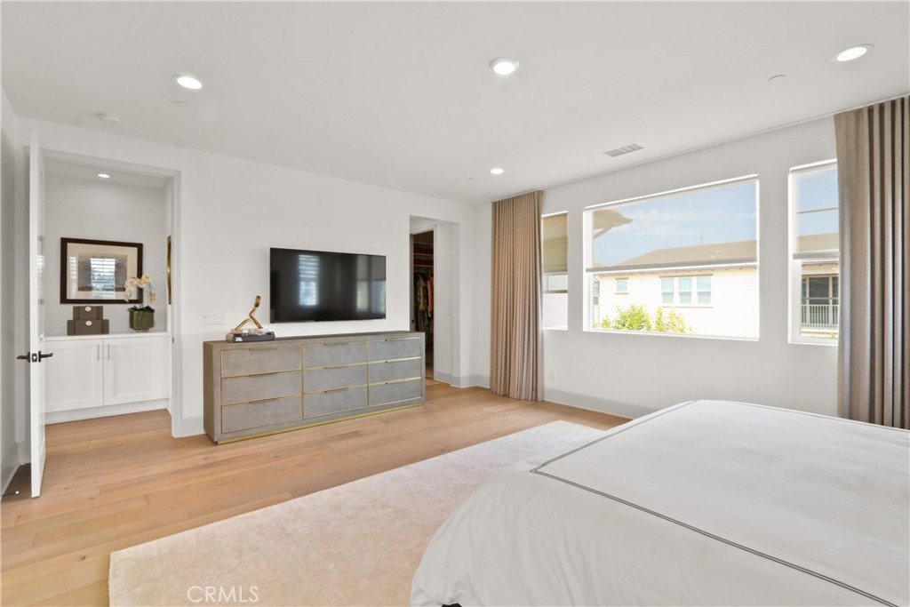 17382 Burrows Property Photo 43