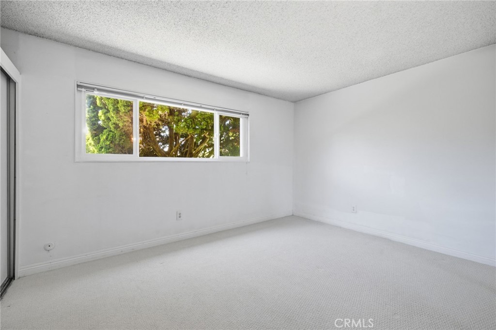 22716 Nadine Circle A Property Photo 9
