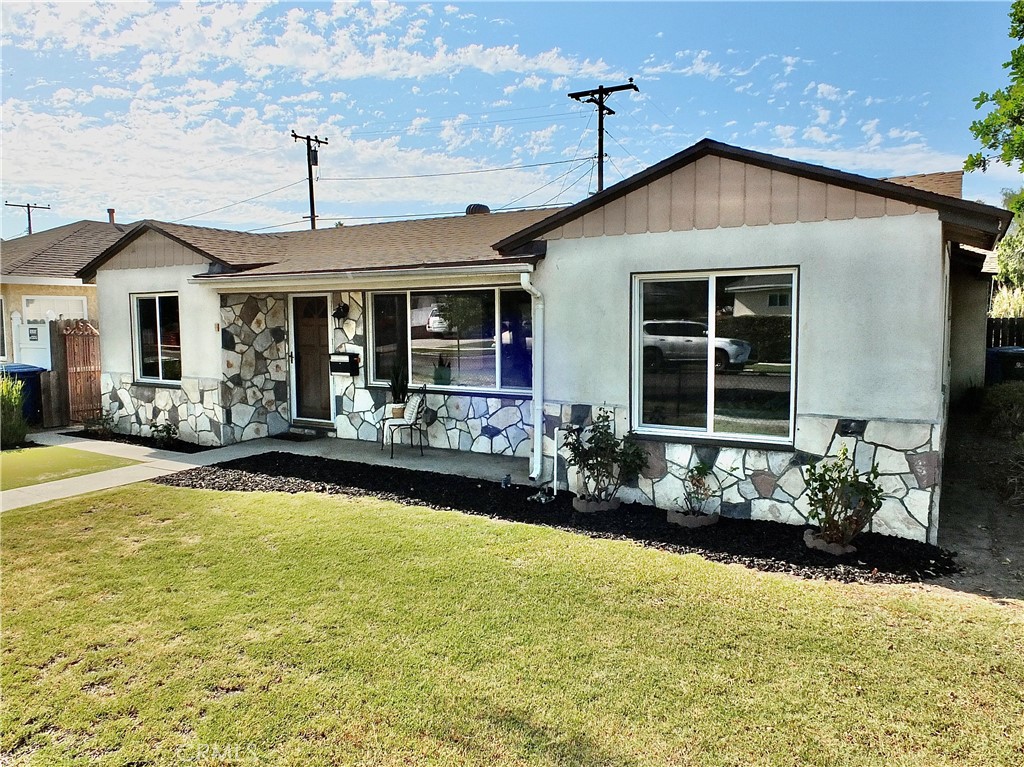 3502 E Allington Street Property Photo 4