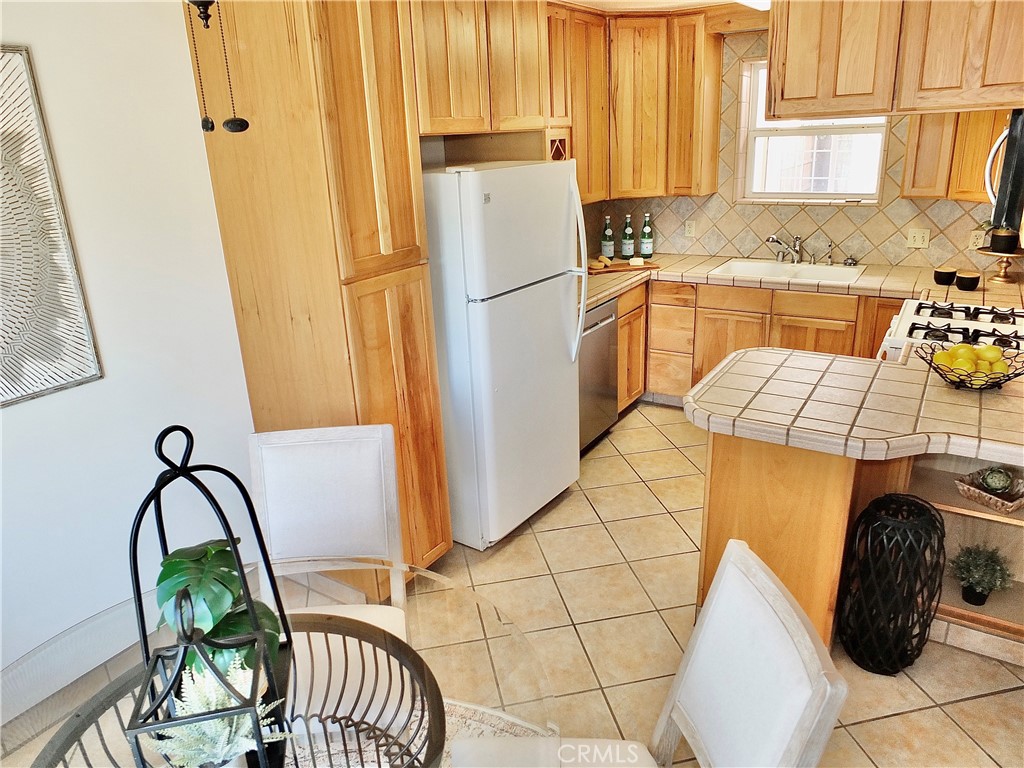 3502 E Allington Street Property Photo 9