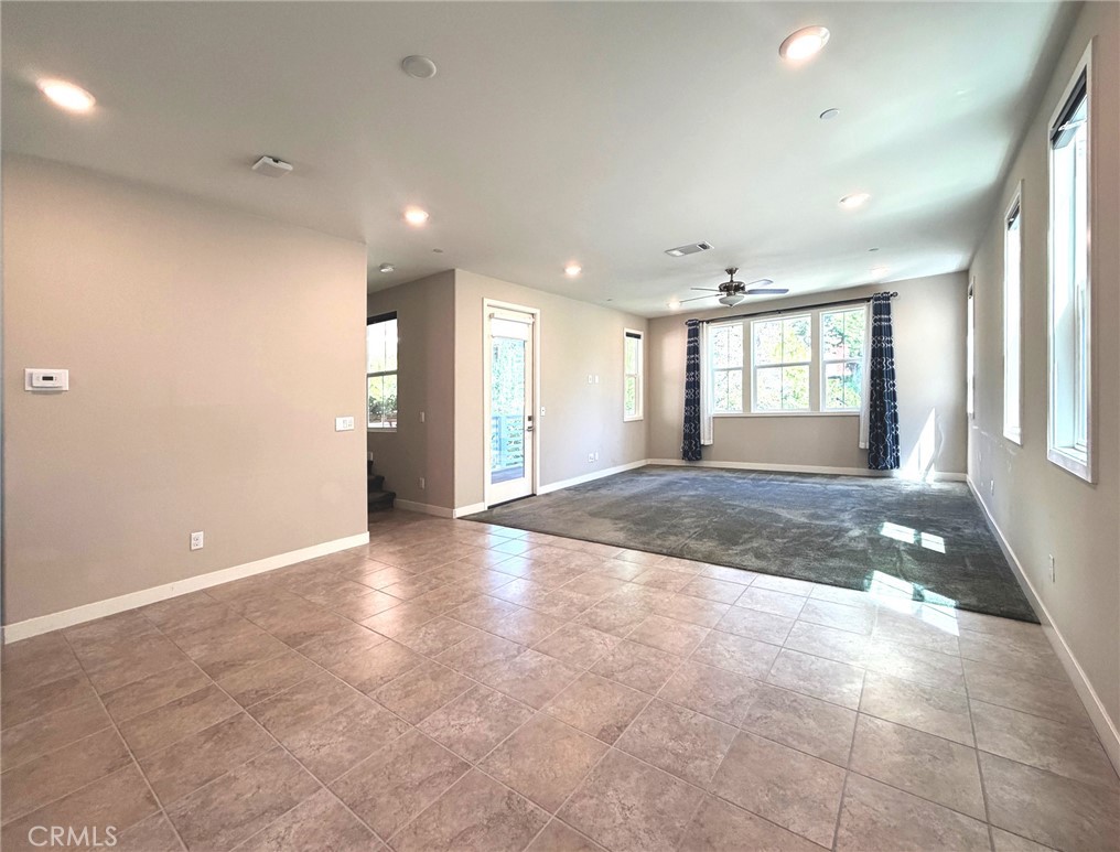 22 Noble Property Photo 9