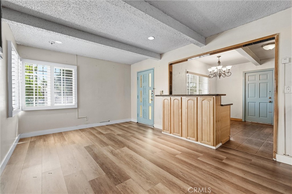 8563 Eglise Property Photo 7
