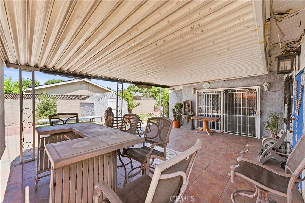 8563 Eglise Property Photo 20