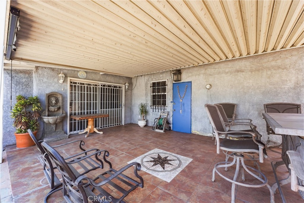8563 Eglise Property Photo 21