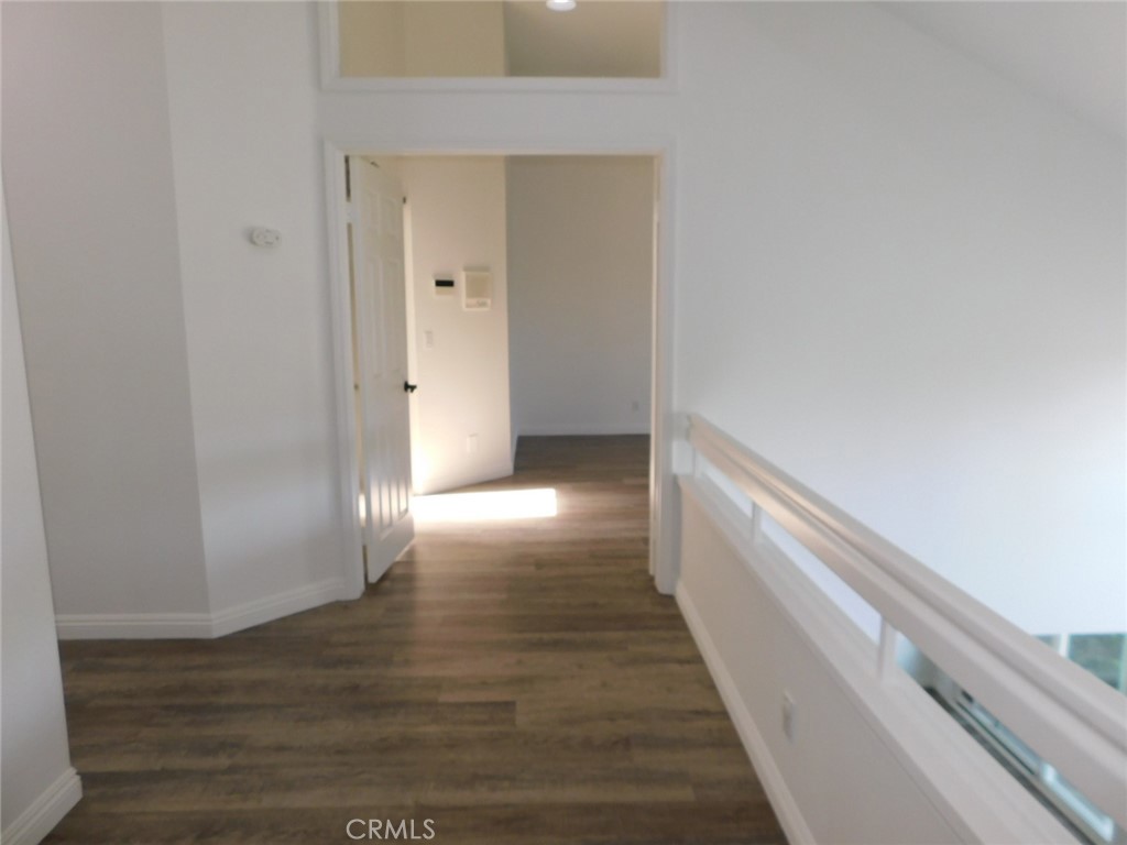 5 Lakefront Property Photo 14