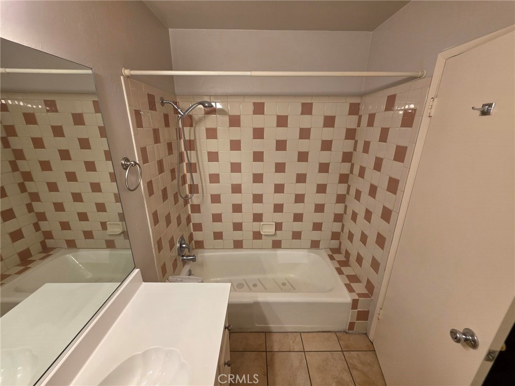 6225 Canterbury 306 Property Photo 15