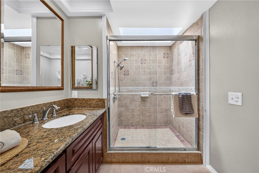636 Colonial Circle Property Photo 45
