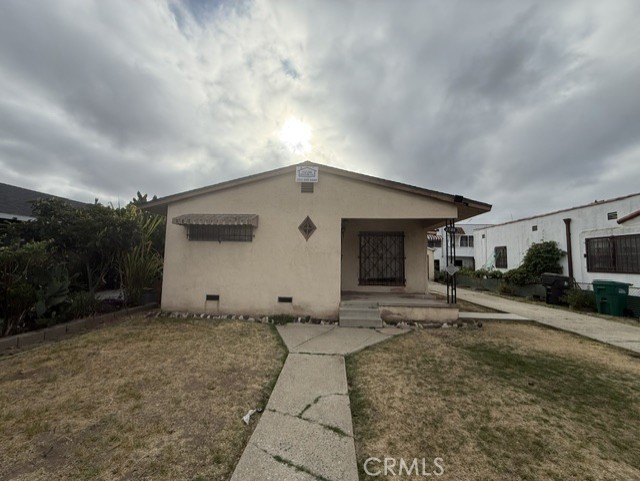 2148 Myrtle Property Photo 1