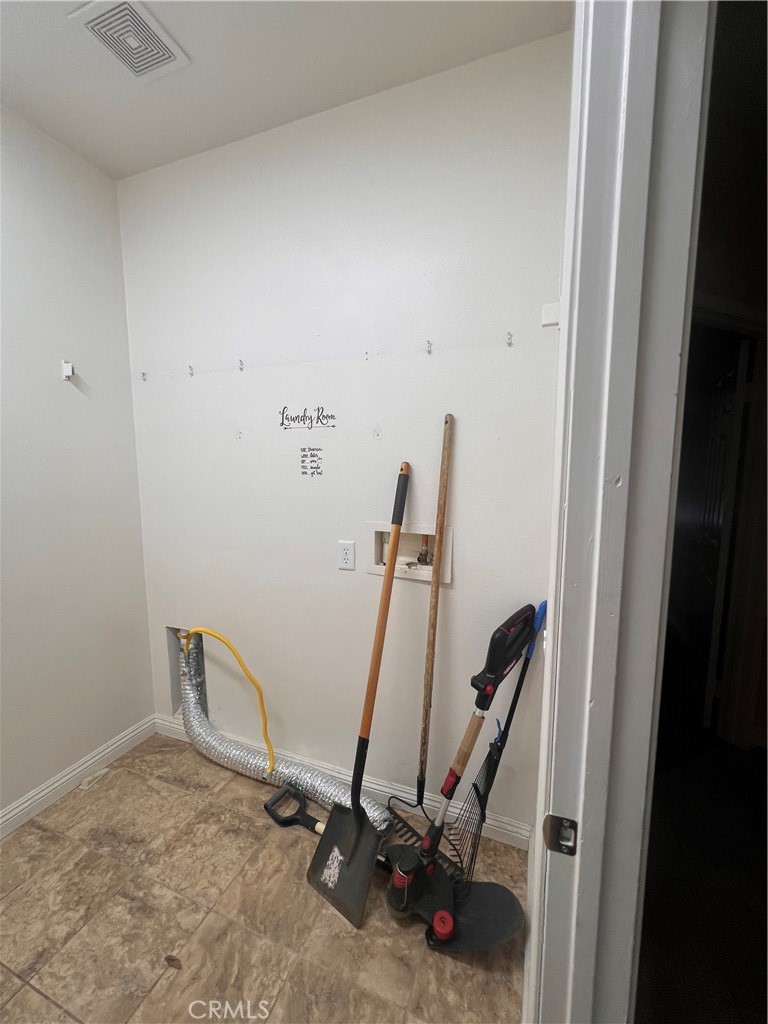 13745 Bayberry Property Photo 3