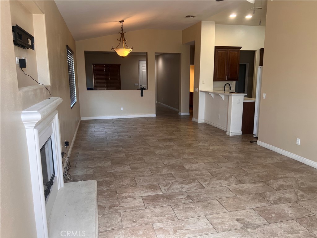 13745 Bayberry Property Photo 6