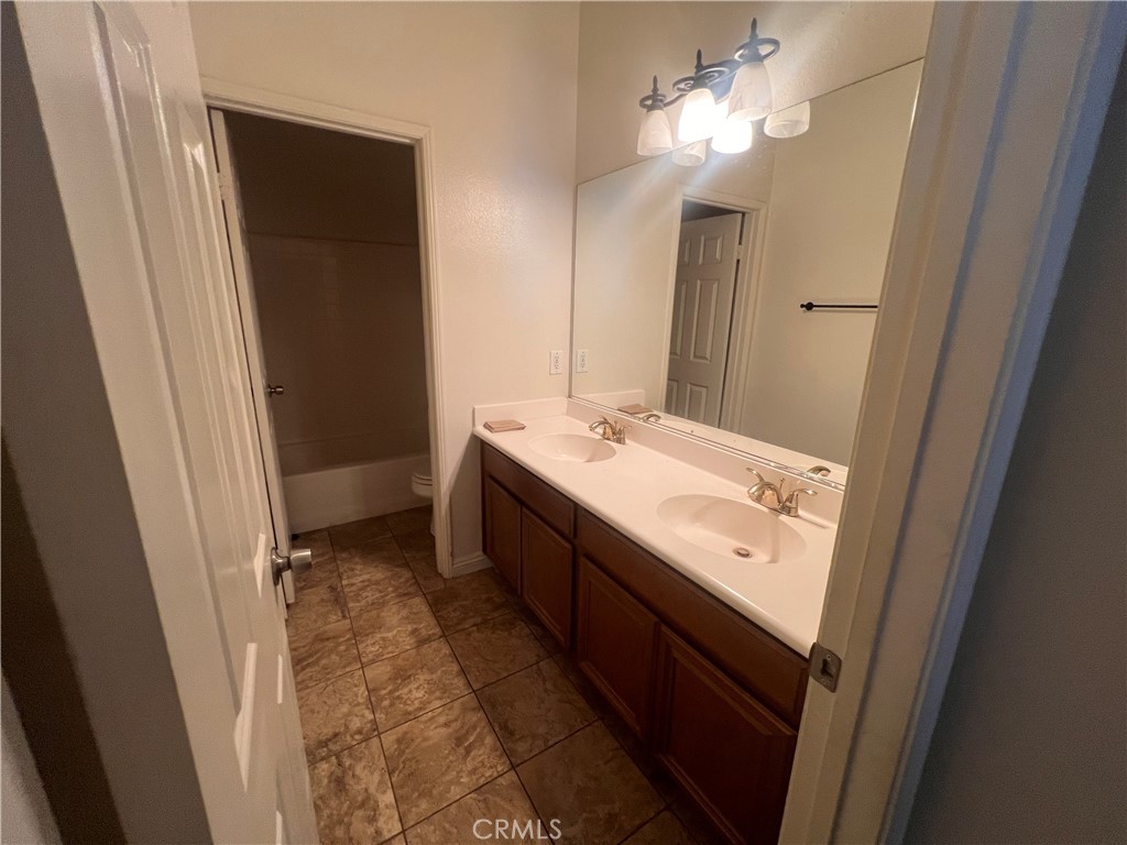 13745 Bayberry Property Photo 8