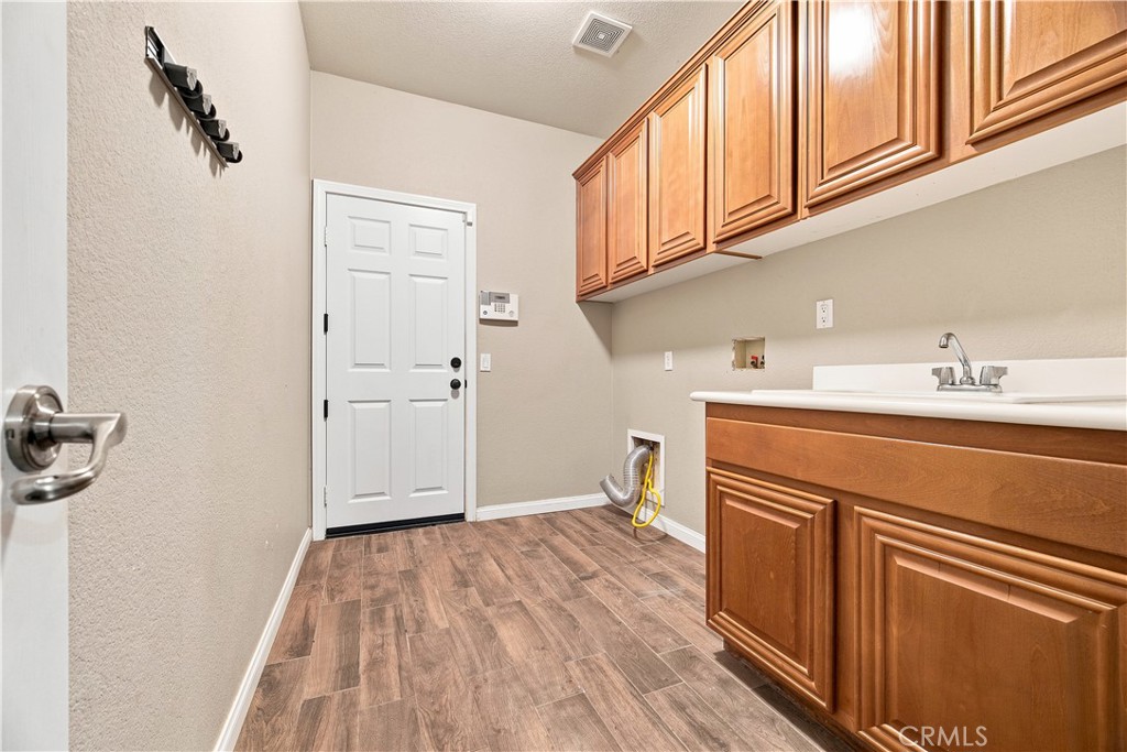 4935 Tuwa Court Property Photo 11