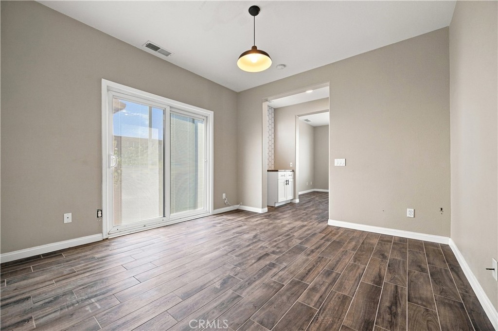 4935 Tuwa Court Property Photo 35
