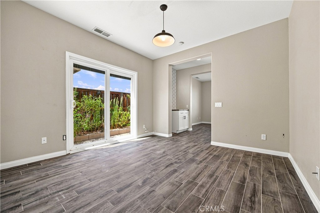 4935 Tuwa Court Property Photo 36