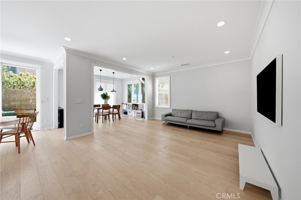 73 Island Coral Property Photo 4