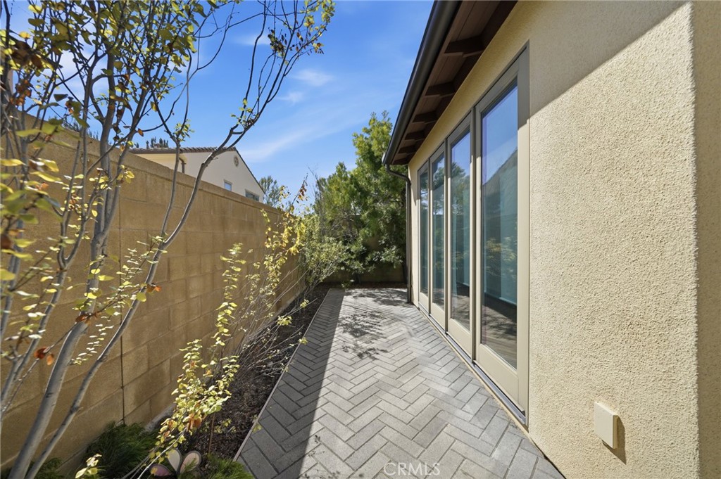 73 Island Coral Property Photo 27