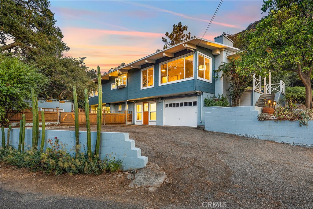 28202 Bytha Way Property Photo 2