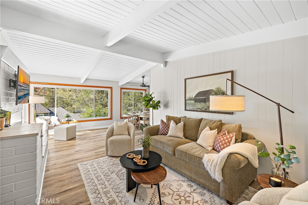28202 Bytha Way Property Photo 13
