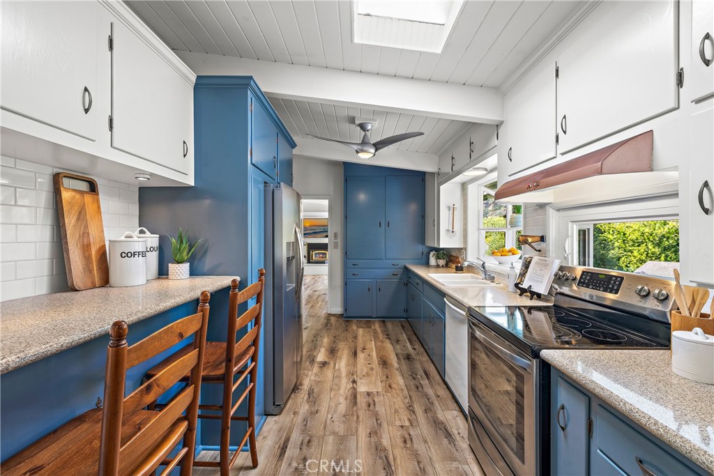 28202 Bytha Way Property Photo 22
