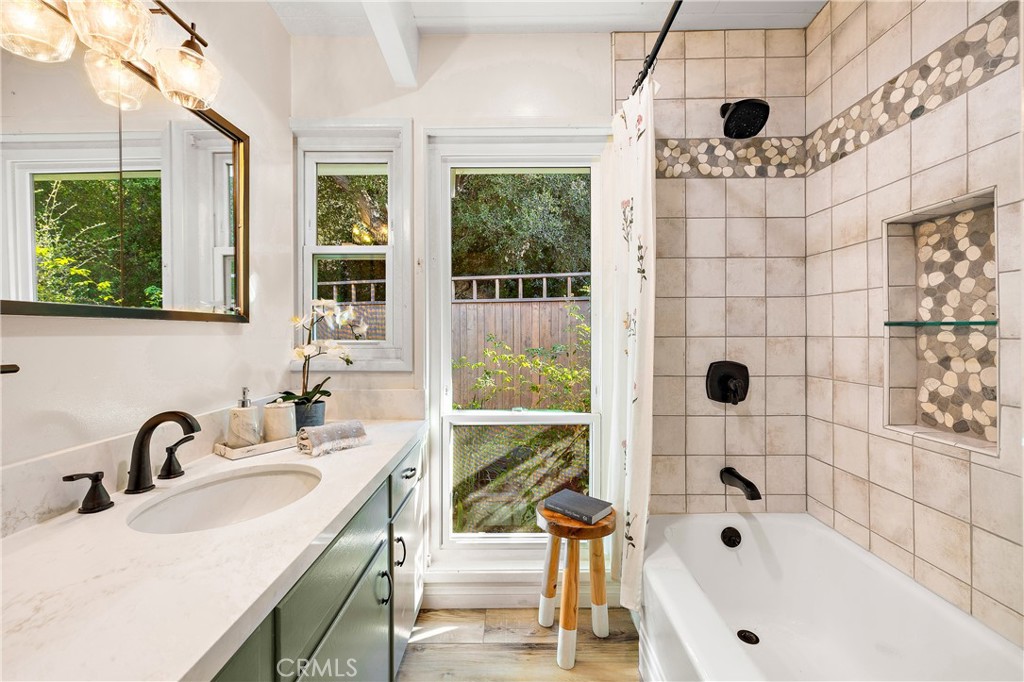 28202 Bytha Way Property Photo 39