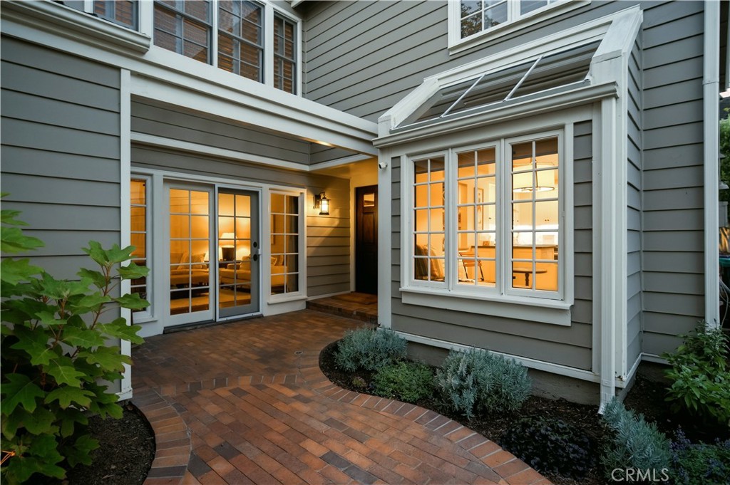 405 Paseo Dorado Property Photo 7