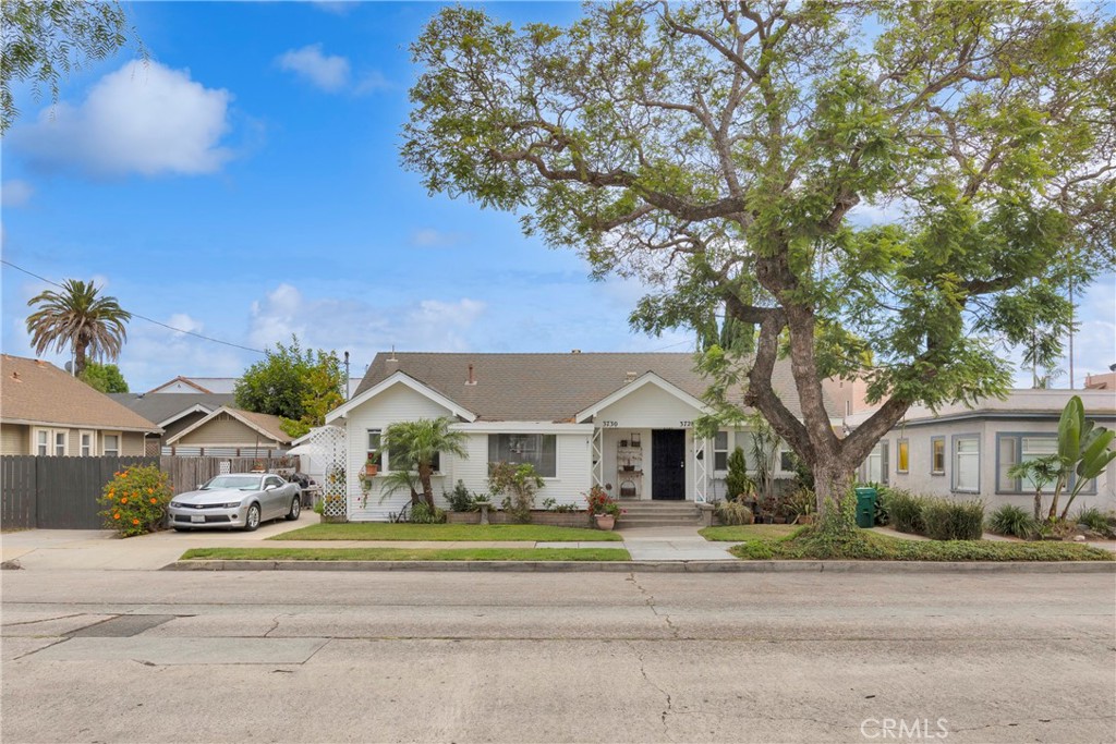 3728 E Colorado Property Photo 5